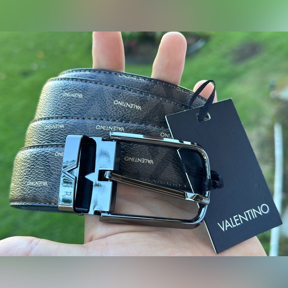 AUTHENTIC VALENTINO BRAND NEW BELT - Picture 3 of 14